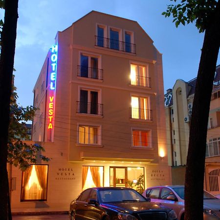 Vesta Hotel Монтана Экстерьер фото